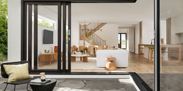 Rehabilitación / Reformas de Casas Sant Mateu de Bages · Cambiar Ventanas y Persianas